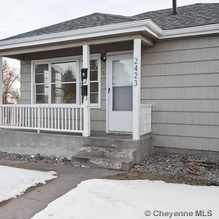 Image 2 - 1180 Fremont Avenue, Cheyenne, WY 82001, USA - House for sale