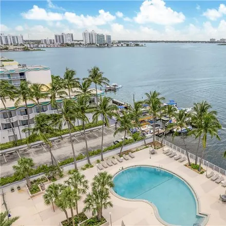 Rent this studio townhouse on 1865 John F. Kennedy Causeway in North Bay Village, Miami-Dade County