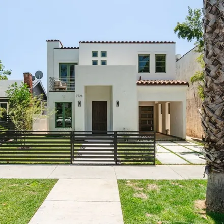 Image 2 - 7724 Lexington Avenue, West Hollywood, CA 90046, USA - House for sale