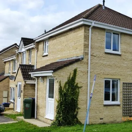 Rent this 1 bed townhouse on Webb Close in Chippenham, SN15 3XF