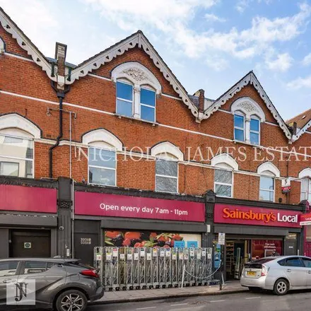 Image 8 - All Cures Pharmacy, 331 West Green Road, London, N15 3PB, United Kingdom - Apartment for rent