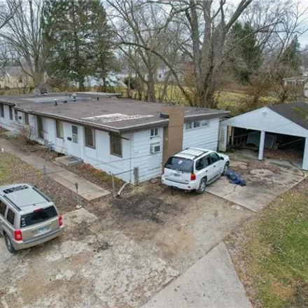 Buy this studio house on 2100 Smith Avenue in Danville, IL 61832