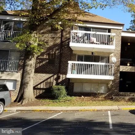Image 1 - 3234 Hewitt Avenue, Hermitage Park, Aspen Hill, MD 20906, USA - Apartment for rent