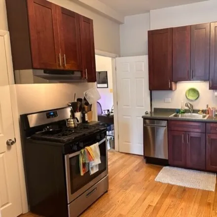 Image 7 - 2138 W Webster Ave, Unit 1F - Apartment for rent