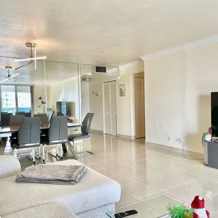 Image 7 - Citibank, 3800 South Ocean Drive, Beverly Beach, Hollywood, FL 33019, USA - Apartment for rent