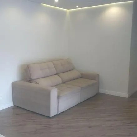 Buy this 2 bed apartment on Rua dos Sorocabanos 427 in Vila Monumento, São Paulo - SP