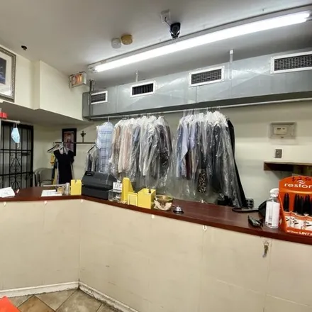 Image 6 - Hamilton Laundromat, 7th Street, Jersey City, NJ 07302, USA - Condo for sale