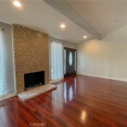 Image 7 - 22690 Waterbury Street, Los Angeles, CA 91364, USA - House for rent