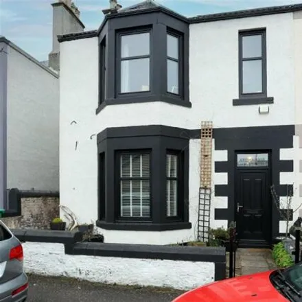 Buy this 4 bed duplex on Linksfield Street in Leven, KY8 4HX