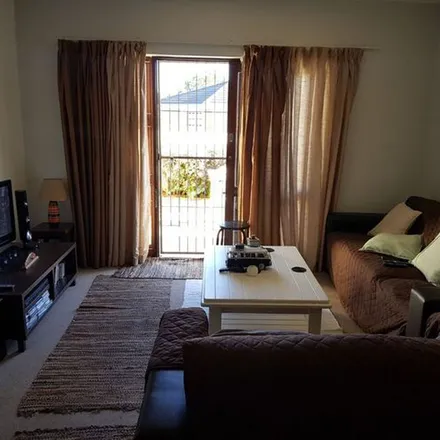 Image 5 - Annes Bed and Breakfast, Water Road, Walmer, Gqeberha, 6013, South Africa - Apartment for rent