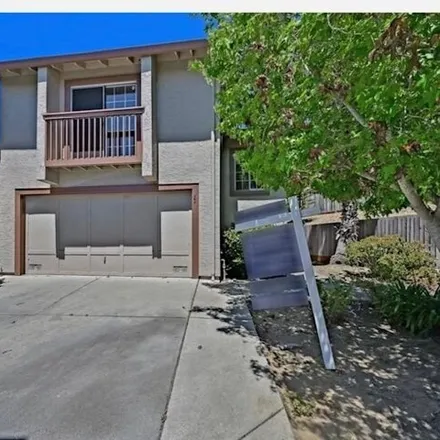Buy this 3 bed duplex on 22 Vista View Court in San Francisco, CA 94124