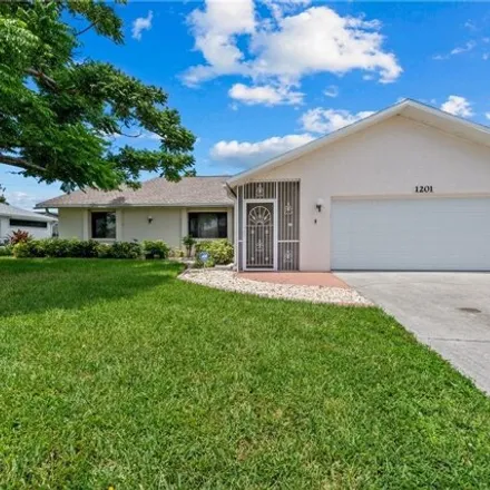 Image 1 - 1209 Southeast 23rd Street, Cape Coral, FL 33990, USA - House for sale