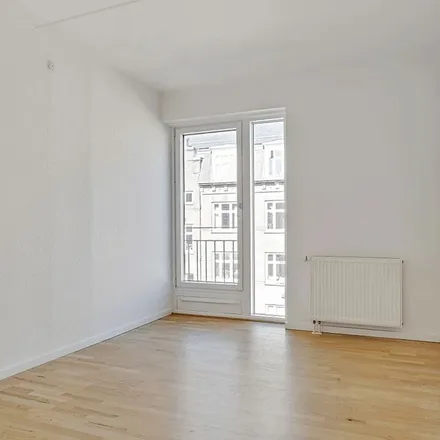 Rent this 2 bed apartment on Svanevej 17 in 2400 København NV, Denmark