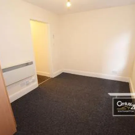 Rent this 1 bed apartment on 51 Park Road in Southampton, SO15 3DE