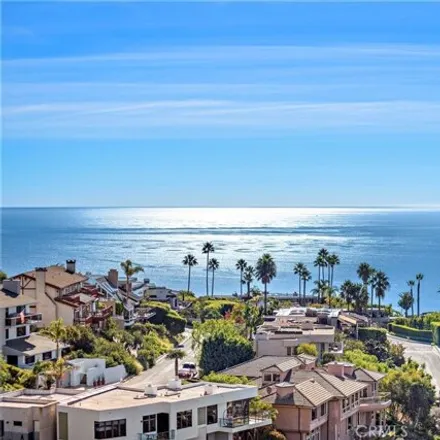Image 2 - 1759 Alisos Avenue, Laguna Beach, CA 92651, USA - House for sale