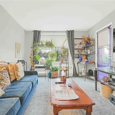 Image 6 - 241-20 Northern Boulevard, New York, NY 11362, USA - Apartment for sale