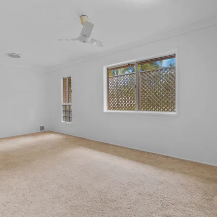 Rent this 3 bed apartment on Church of the Good Shepherd in 9-17 Green Road, Regents Park QLD 4118