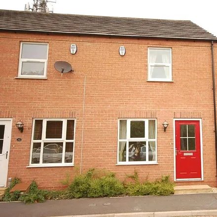 Rent this 2 bed townhouse on Danes Close in Grimsby, DN32 9TJ