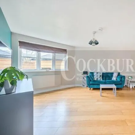 Image 4 - 57 Avery Hill Road, South End, London, SE9 2BJ, United Kingdom - Apartment for sale