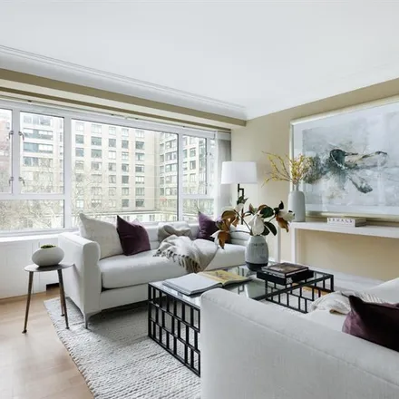Image 3 - 200 EAST 66TH STREET C506 in New York - Apartment for sale