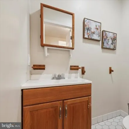 Image 8 - 137 West Queen Lane, Philadelphia, PA 19144, USA - House for sale