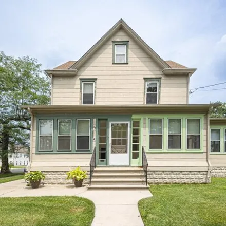 Rent this 2 bed house on 94 West Lakeview Drive in Oaklyn, Camden County