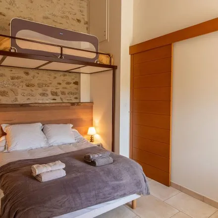 Rent this 1 bed townhouse on 49280 Saint-Christophe-du-Bois