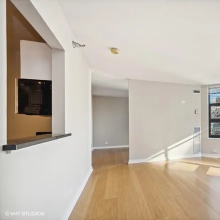 Image 3 - 401 East Ontario Street, Chicago, IL 60611, USA - Condo for rent