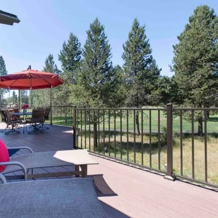 Buy this 3 bed house on 15 Tournament Lane in Sunriver, OR 97707