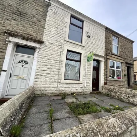 Rent this 2 bed house on Lynwood Avenue in Darwen, BB3 0JA