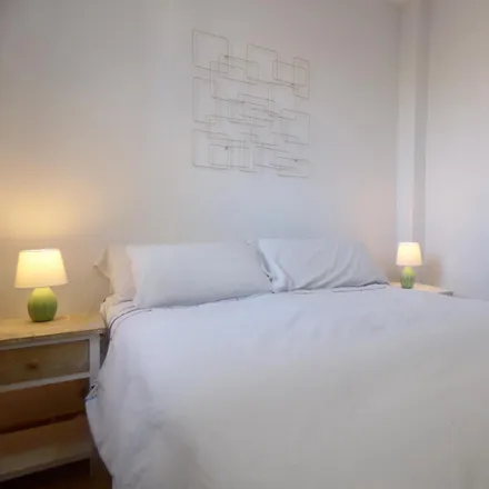 Rent this 2 bed apartment on Madrid in Calle de Blasco de Garay, 26