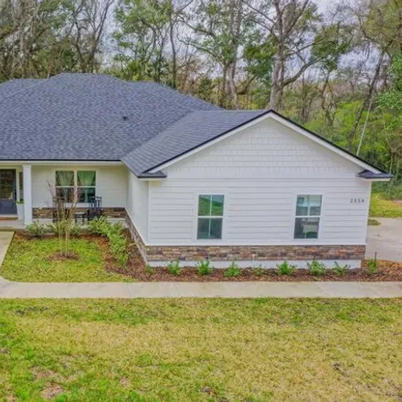 Buy this 5 bed house on 2556 Crooked Creek Point Road in Clay County, FL 32068