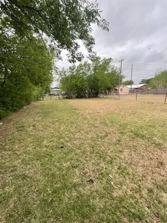 Image 6 - 354 East Ida Avenue, Electra, TX 76360, USA - House for sale