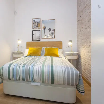 Rent this 1 bed apartment on Carrer del Doctor Giné i Partagàs in 08001 Barcelona, Spain