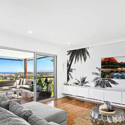 Image 2 - Robertson Street, Port Kembla NSW 2505, Australia - Apartment for rent
