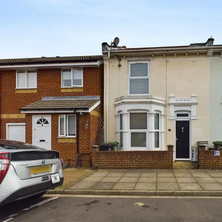 Rent this 3 bed house on Fordingbridge Road in Portsmouth, PO4 9JN