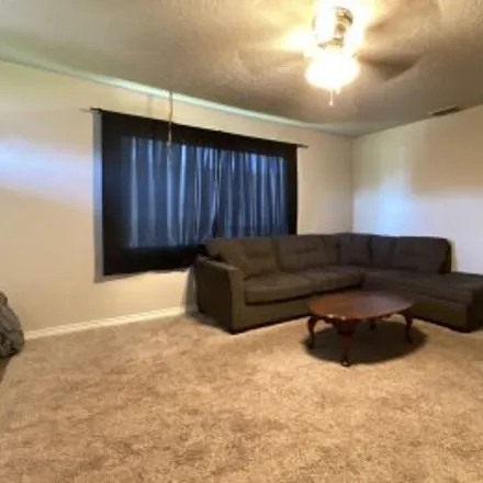 Buy this 3 bed apartment on 2920 Horn Avenue