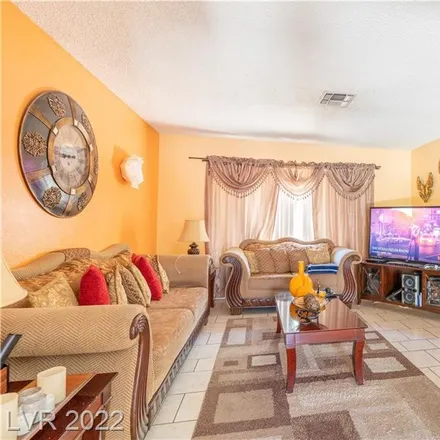 Image 3 - North Lamb Boulevard, Las Vegas, NV 89110, USA - House for sale