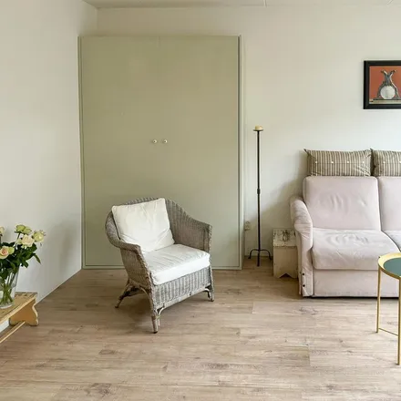 Rent this 1 bed apartment on Egelantiersstraat 234C in 1015 PT Amsterdam, Netherlands