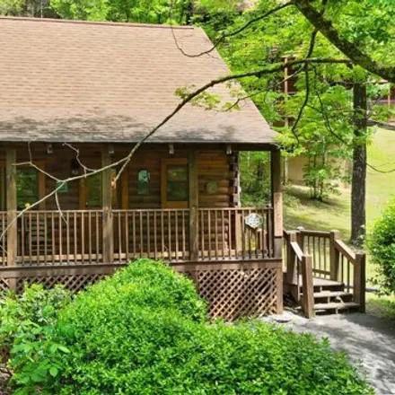 Buy this 2 bed house on Grey Hawk Way in Pigeon Forge, TN 37868
