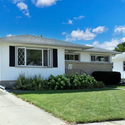 Buy this 3 bed house on 2509 Delaware Avenue in Racine, WI 53403