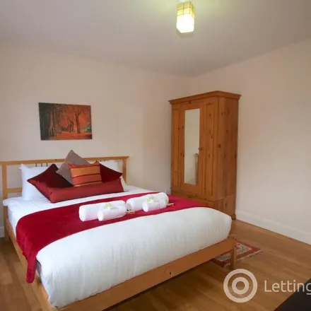 Rent this 2 bed apartment on Shish Edinburgh in 32-34 Potterrow, City of Edinburgh