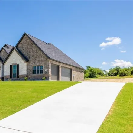 Image 2 - 724 Burr Oak Ln, Weatherford, Texas, 76085 - House for sale