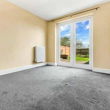 Image 4 - Bestwood Close, Leicester, LE3 9EY, United Kingdom - Townhouse for sale