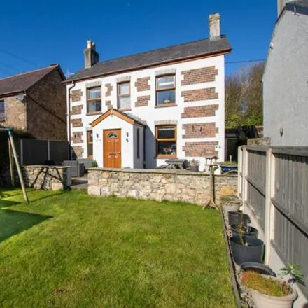 Buy this 2 bed house on Tyn Lon in Penrhos Garnedd, LL57 2NJ