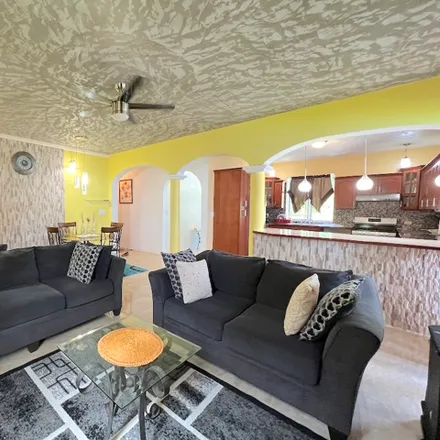 Rent this 3 bed apartment on Rite Way Food Markets in Fleming Street, Road Town