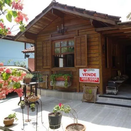 Buy this 3 bed house on Estrada Alcebíades Pinto in Cantagalo, Niterói - RJ
