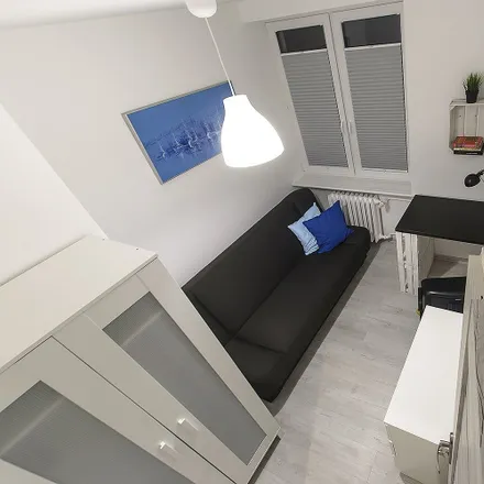 Rent this 4 bed room on Tadeusza Kościuszki 127 in 80-427 Gdansk, Poland