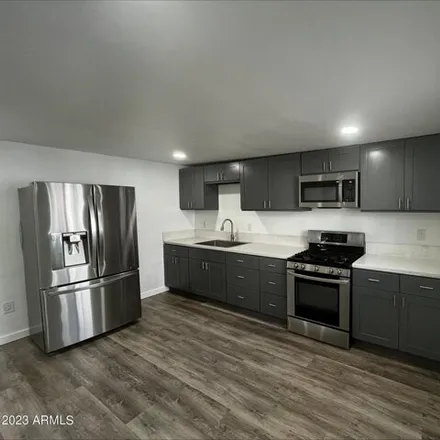 Rent this studio apartment on 525 North 32nd Street in Phoenix, AZ 85008