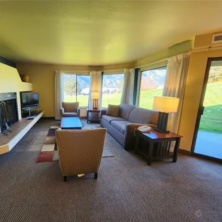 Image 3 - Lodge Court, Manson, Chelan County, WA 98831, USA - Apartment for sale